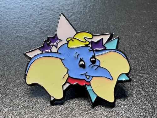 Dumbo enamel pin badge - enamel, disney